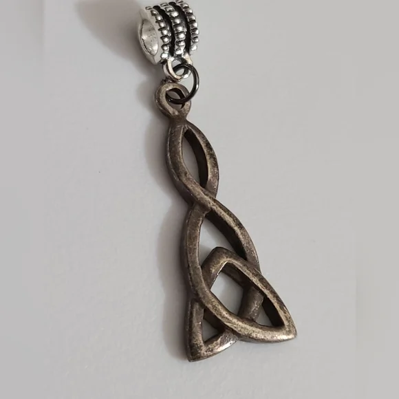 Vintage sterling silver celtic knot necklace pendant vtg - Picture 2 of 5